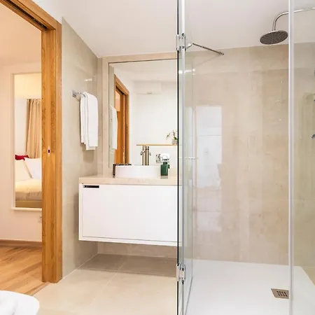 Perfect Cool With Terrace Апартаменти